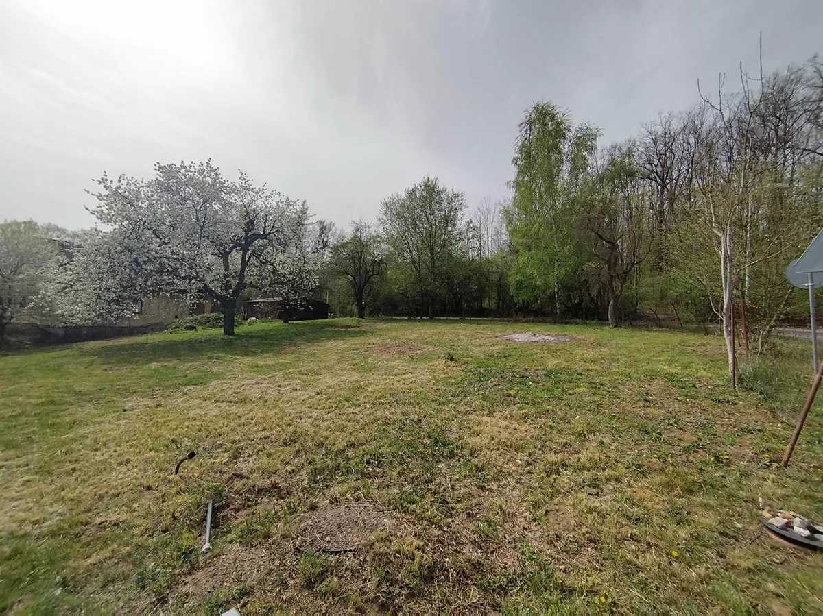 Prodej stavebního pozemku 856 m²